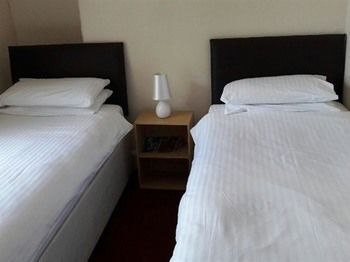The City Inn Truro Eksteriør billede